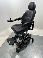 STUNNING 2022 PRIDE JAZZY AIR 2 POWERCHAIR WITH RAISER