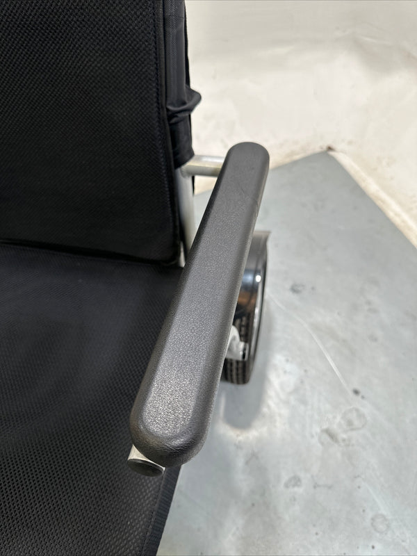 KWK DO9XL Folding Powerchair Heavy Duty