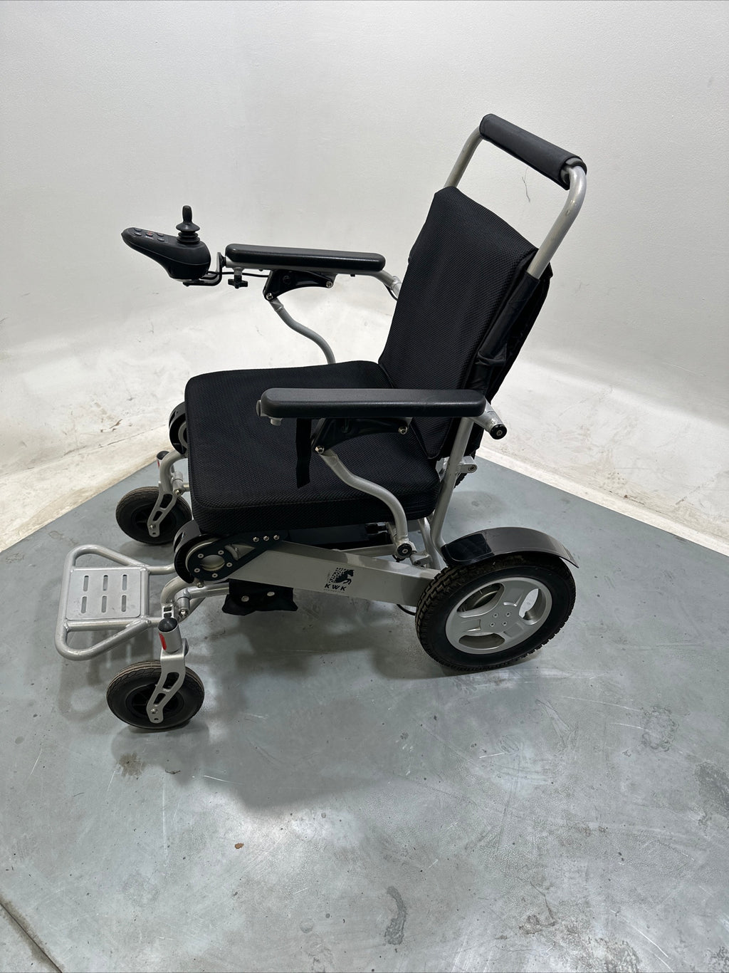 KWK DO9XL Folding Powerchair Heavy Duty