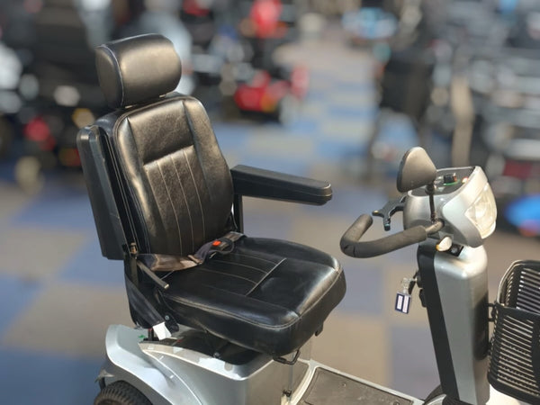 Used Sterling S400 4mph Mobility Scooter – Grey, New Batteries