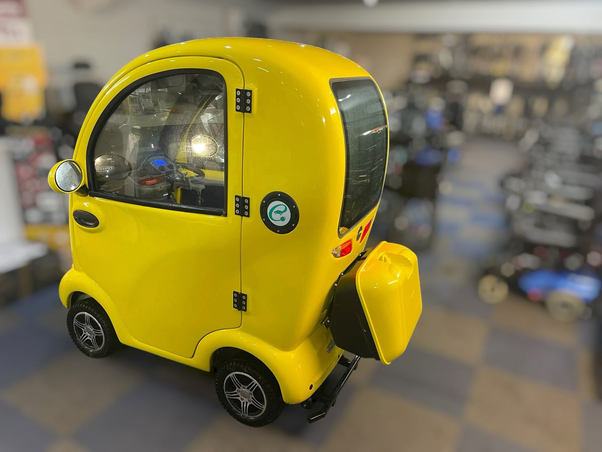 Used Scooterpac Cabin Car Mk2 Mobility Scooter – Yellow
