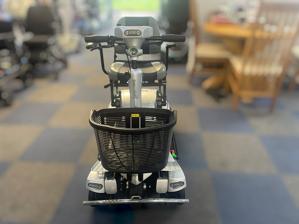 Quingo Flyte with Docking Station 4mph Boot Scooter