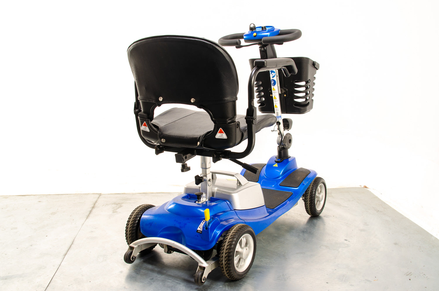 Illusion Ultra Lightweight Aluminium Mobility Boot Scooter in Blue 4mph with Suspension 2022 Secondary image