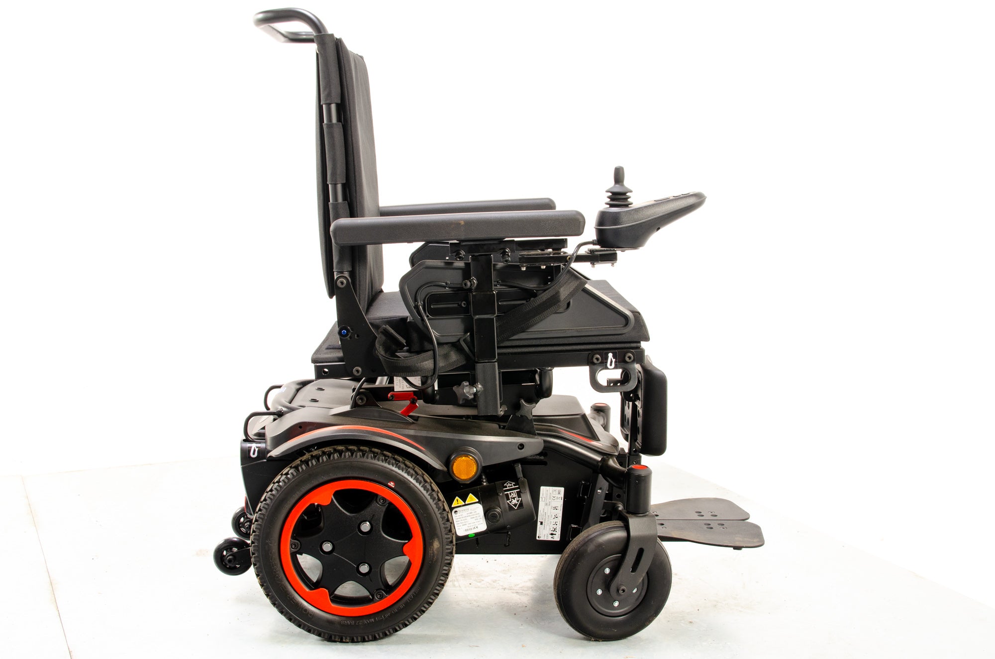2022 Quickie Q100 R Compact Indoor Outdoor Powerchair Wheelchair Sunrise Medical Secondary image