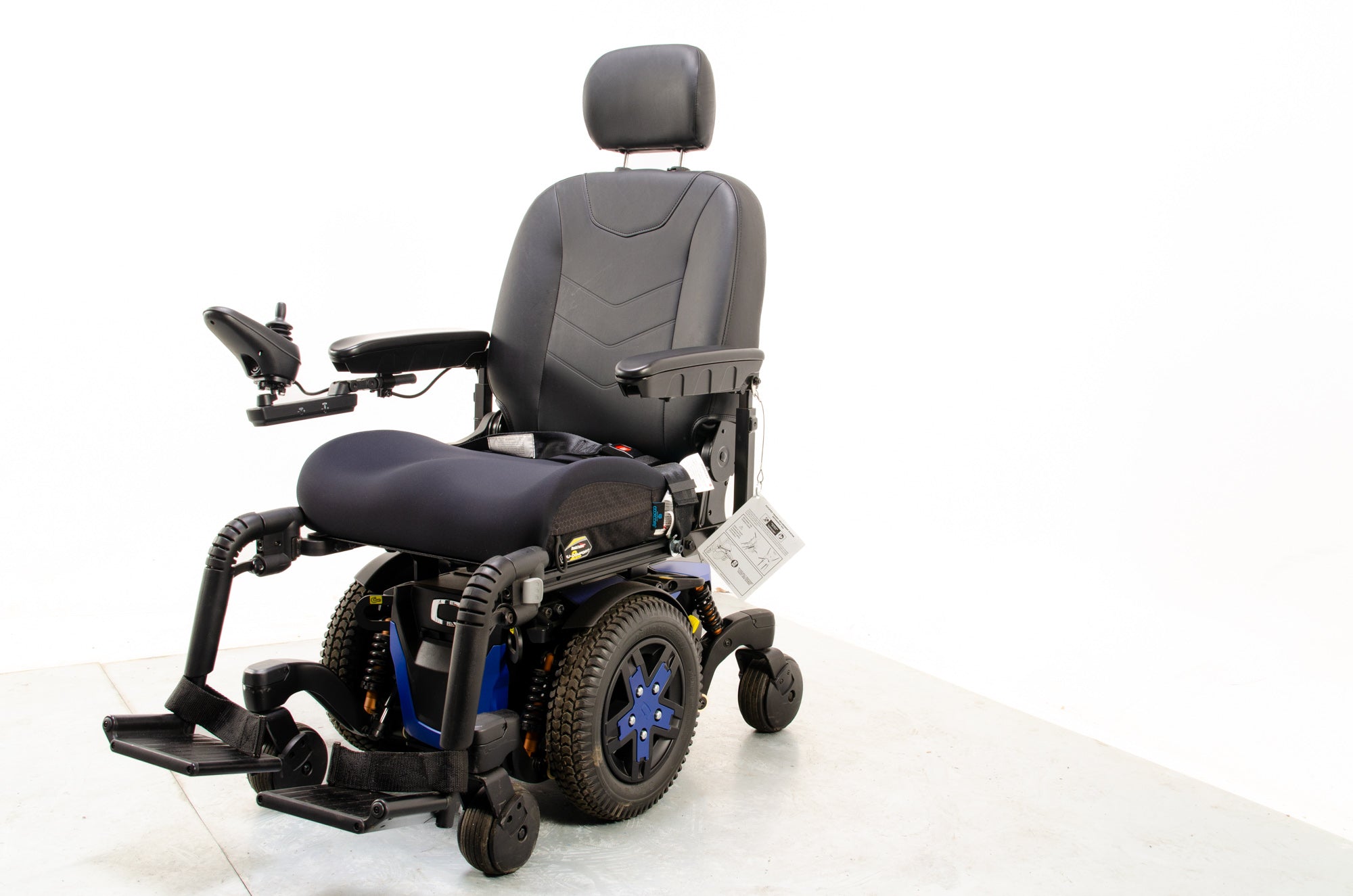 Quantum Edge 3 Stretto Electric Wheelchair Powerchair Narrow Indoor Outdoor Suspension