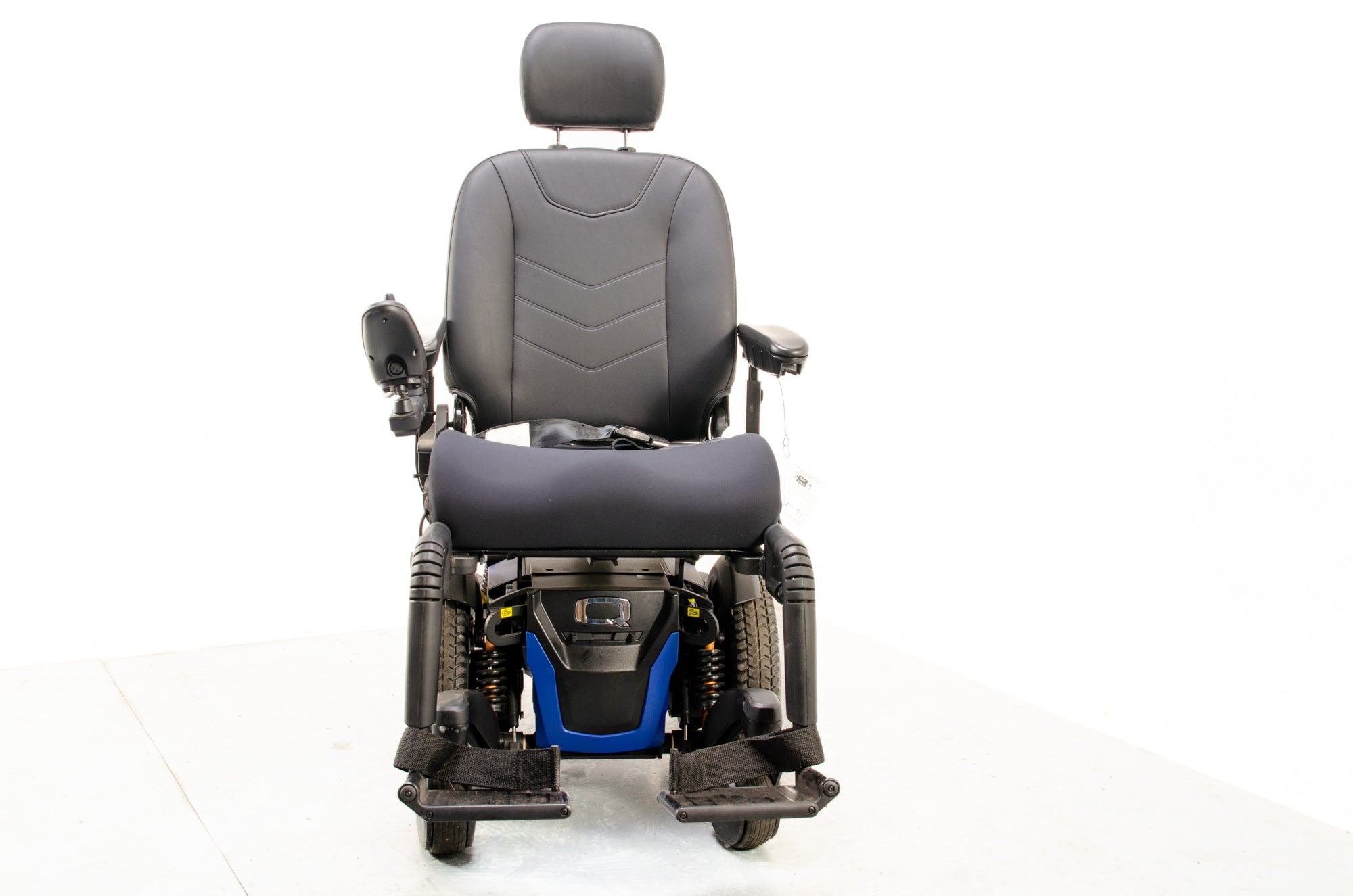 Quantum Edge 3 Stretto Electric Wheelchair Powerchair Narrow Indoor Outdoor Suspension