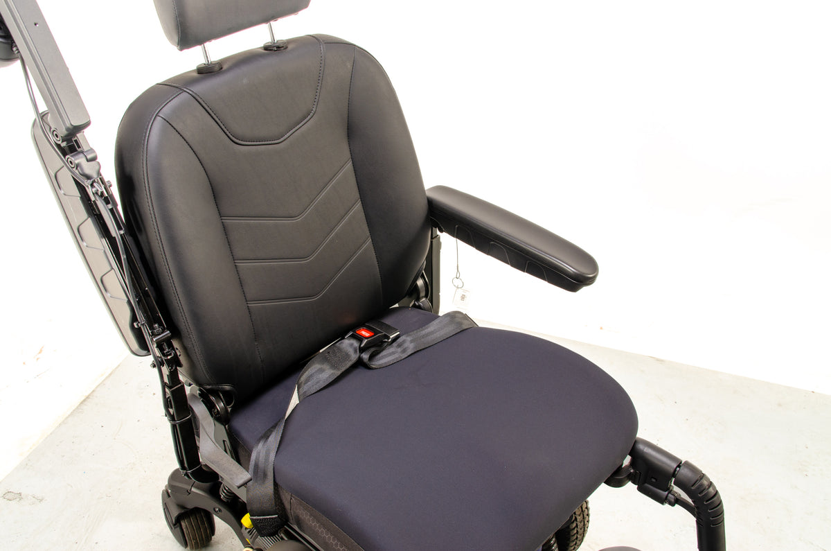 Quantum Edge 3 Stretto Electric Wheelchair Powerchair Narrow Indoor Outdoor Suspension