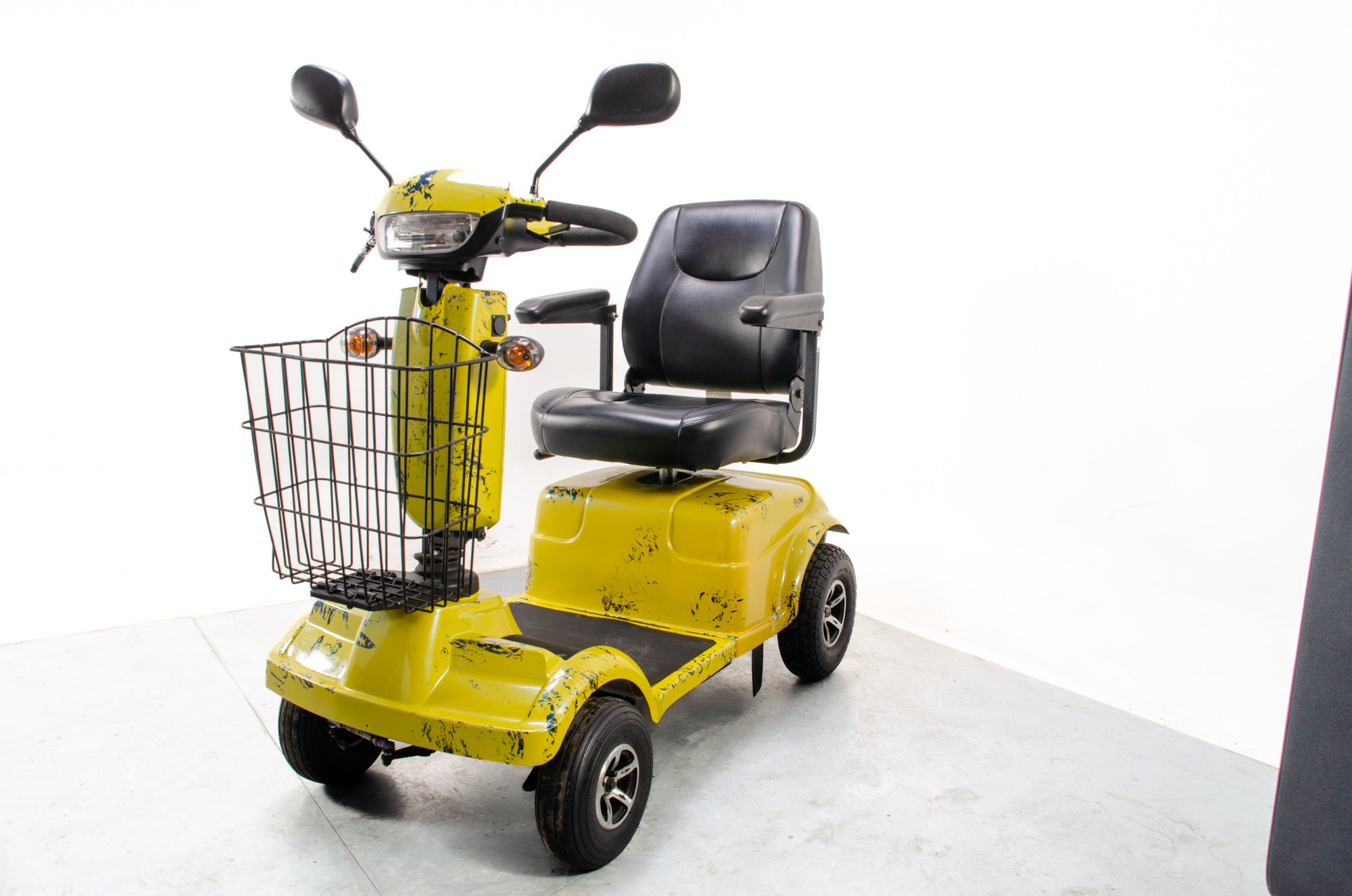 Rascal Frontier Used Electric Mobility Scooter 8mph All-Terrain Suspension Off-Road Midsize Custom Yellow