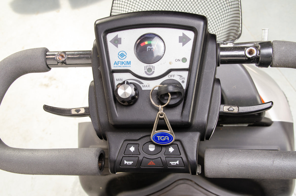 2016 TGA Breeze Midi 4 8mph Mid Size Mobility Scooter Silver