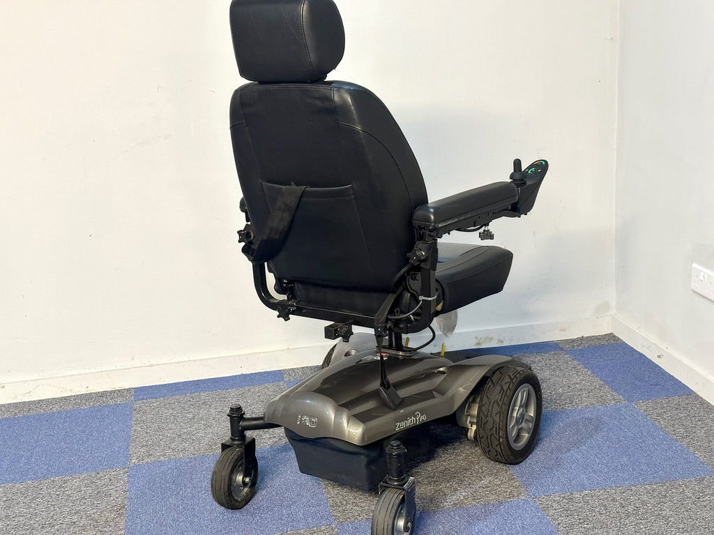 Used I-Go Centre Wheel Drive Powerchair – Excellent Condition, New Batteries