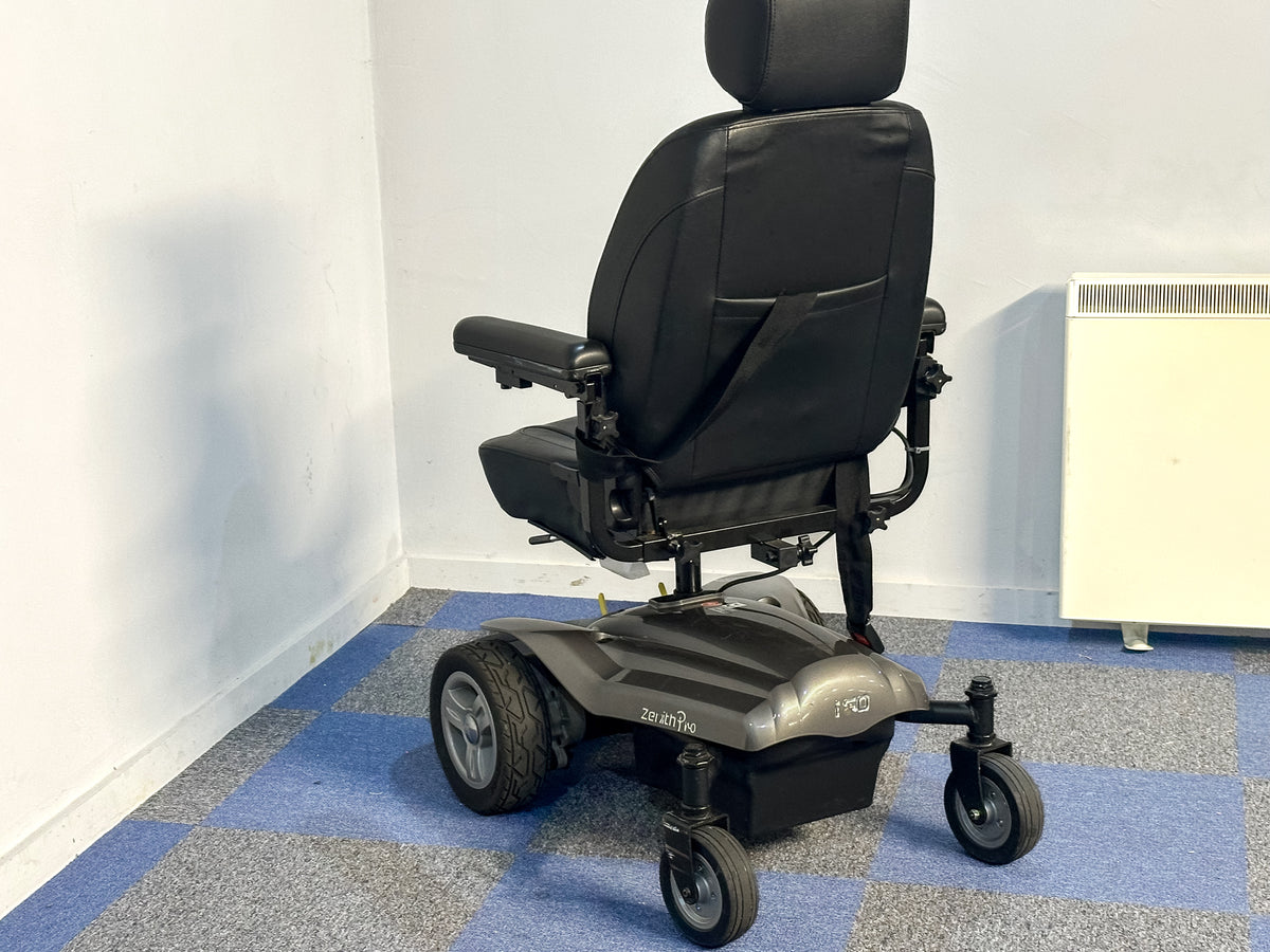 Used I-Go Centre Wheel Drive Powerchair – Excellent Condition, New Batteries
