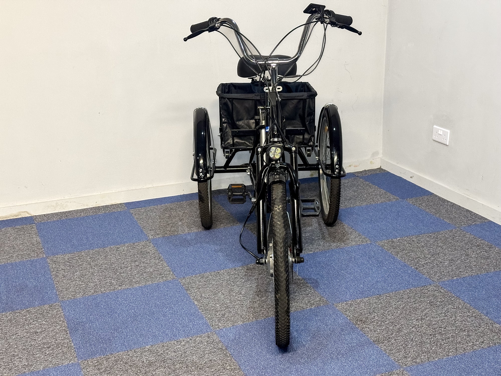 Electric Tricycle Lithium Battery Fully Automatic Black Secondary image