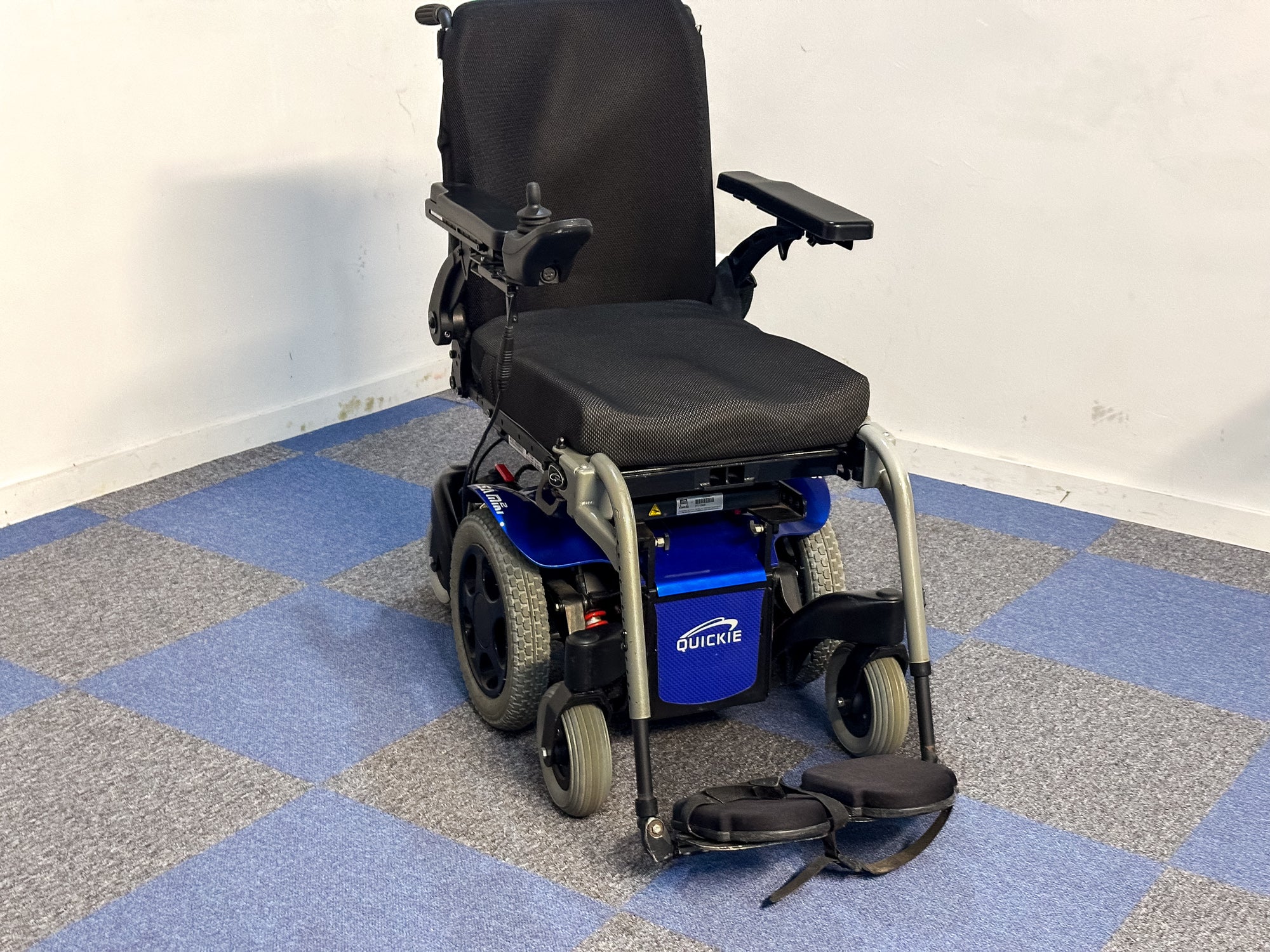 Quickie Salsa M2 Mini Used Electric Wheelchair Powerchair Power Tilt Sunrise Medical Outdoor MWD Blue