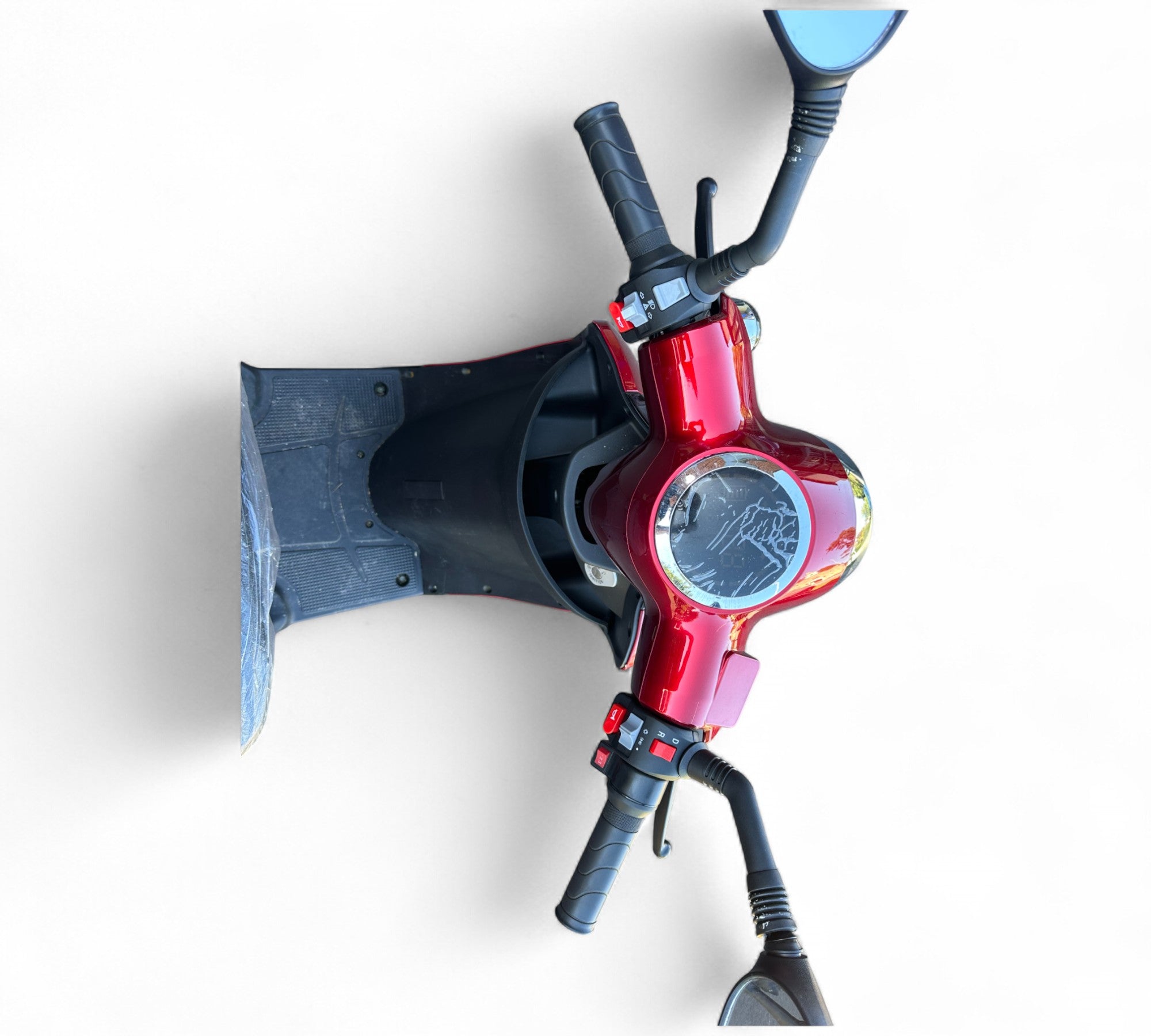 ZT500 Mobility Scooter – Used Model in Red Class 3 Road-Legal 8mph Scooter