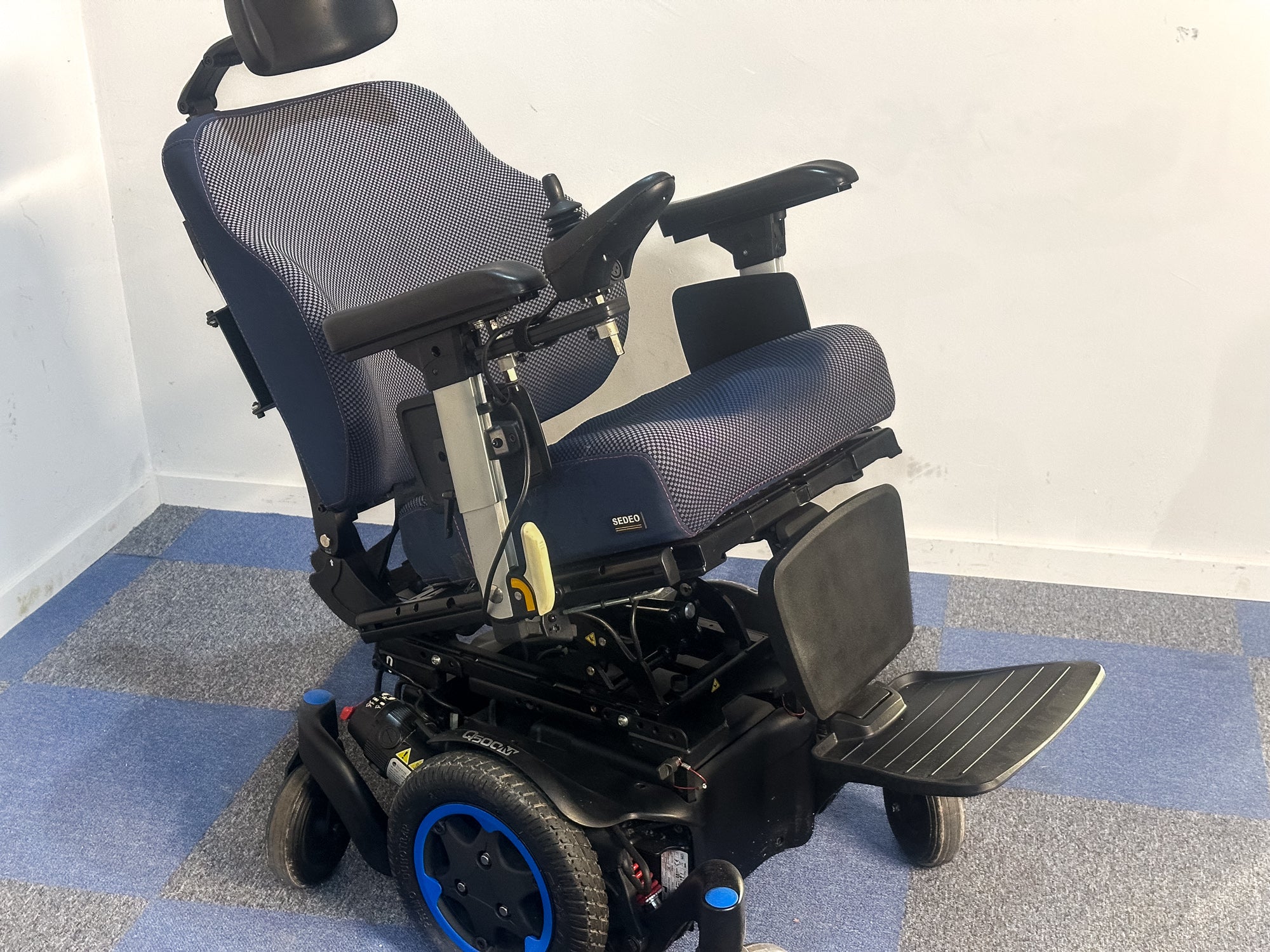 Electric Wheelchair Quickie Q500M 20" Tilt Sunrise Medical Outdoor Powerchair Sedeo Pro