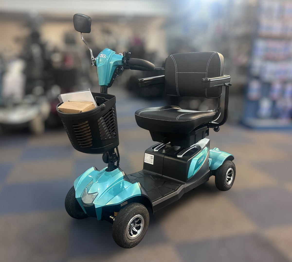 Used Rascal Veo Sport Mobility Scooter – Lightweight 4mph Boot Scooter Aquamarine