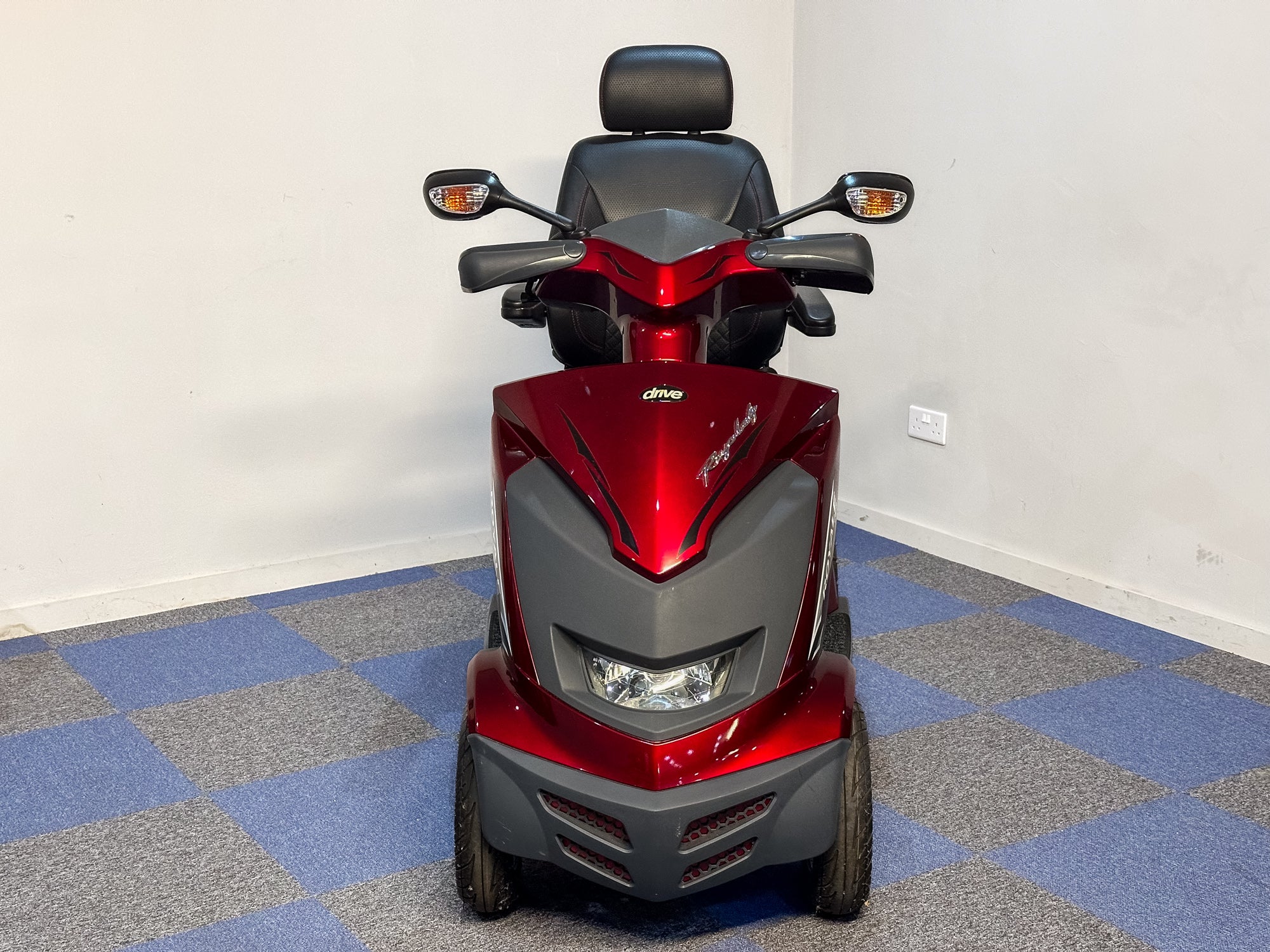 Drive Royale 4 8mph Large Luxury Class 3 Mobility Scooter Red Secondary image