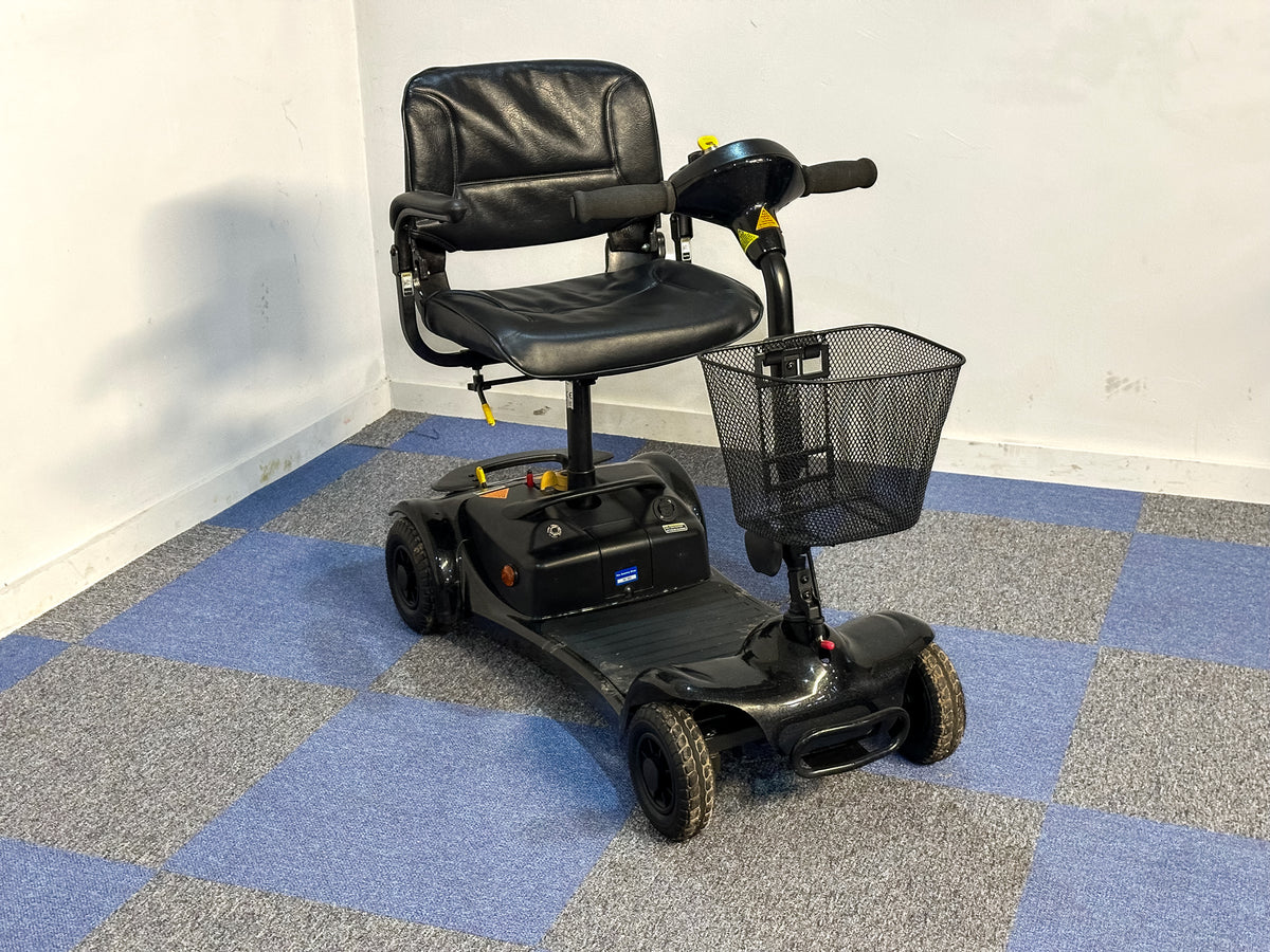 Rascal Ultralite 480 4mph Transportable Electric Mobility Boot Scooter Black Main image