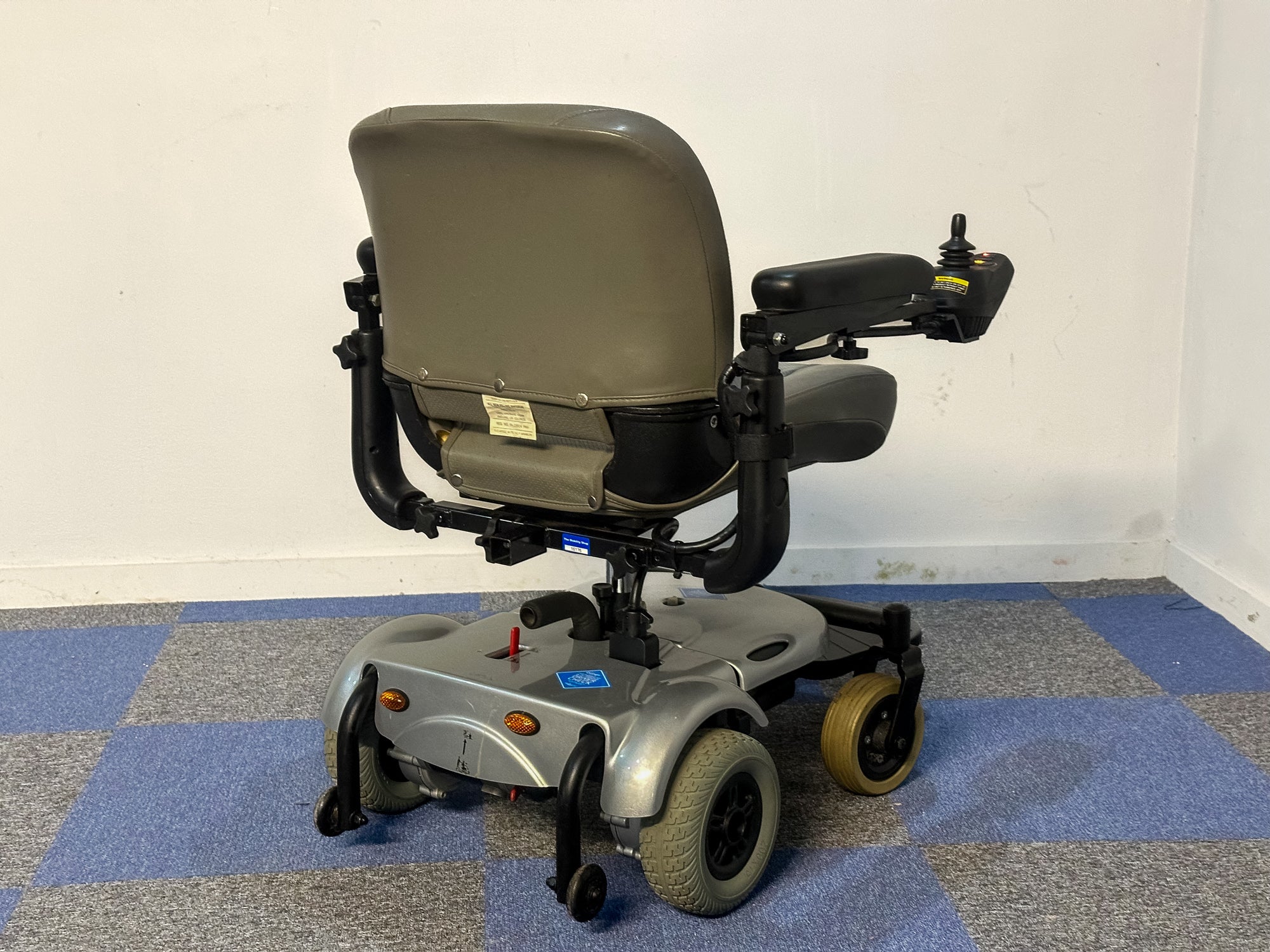 Rascal P321 Indoor Electric Wheelchair Powerchair Small Compact Silver