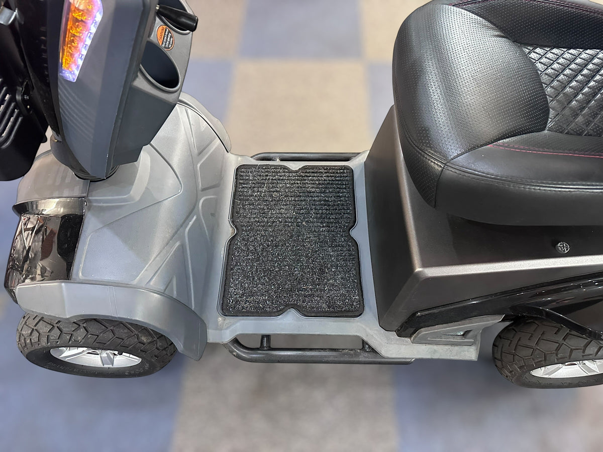 TGA Vita E Snug Canopy Used Scooter