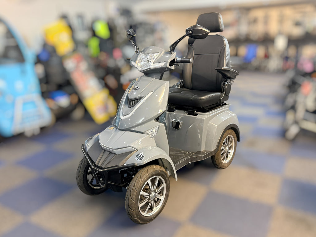 GIO Titan Trike Mobility Scooter – Heavy Duty, Long Range 15mph Fast
