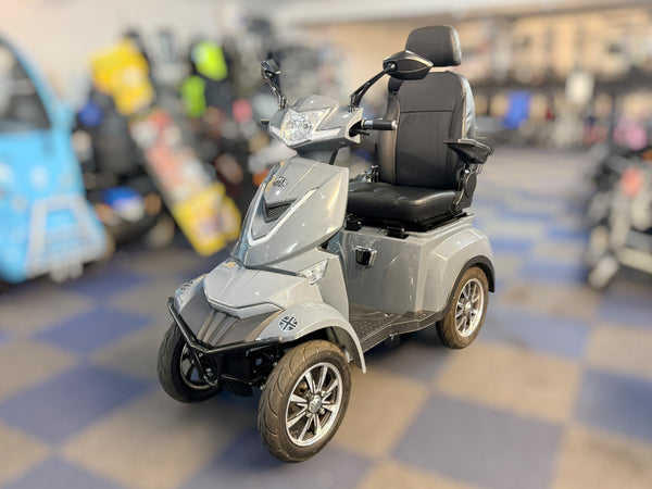GIO Titan Trike Mobility Scooter – Heavy Duty, Long Range 15mph Fast