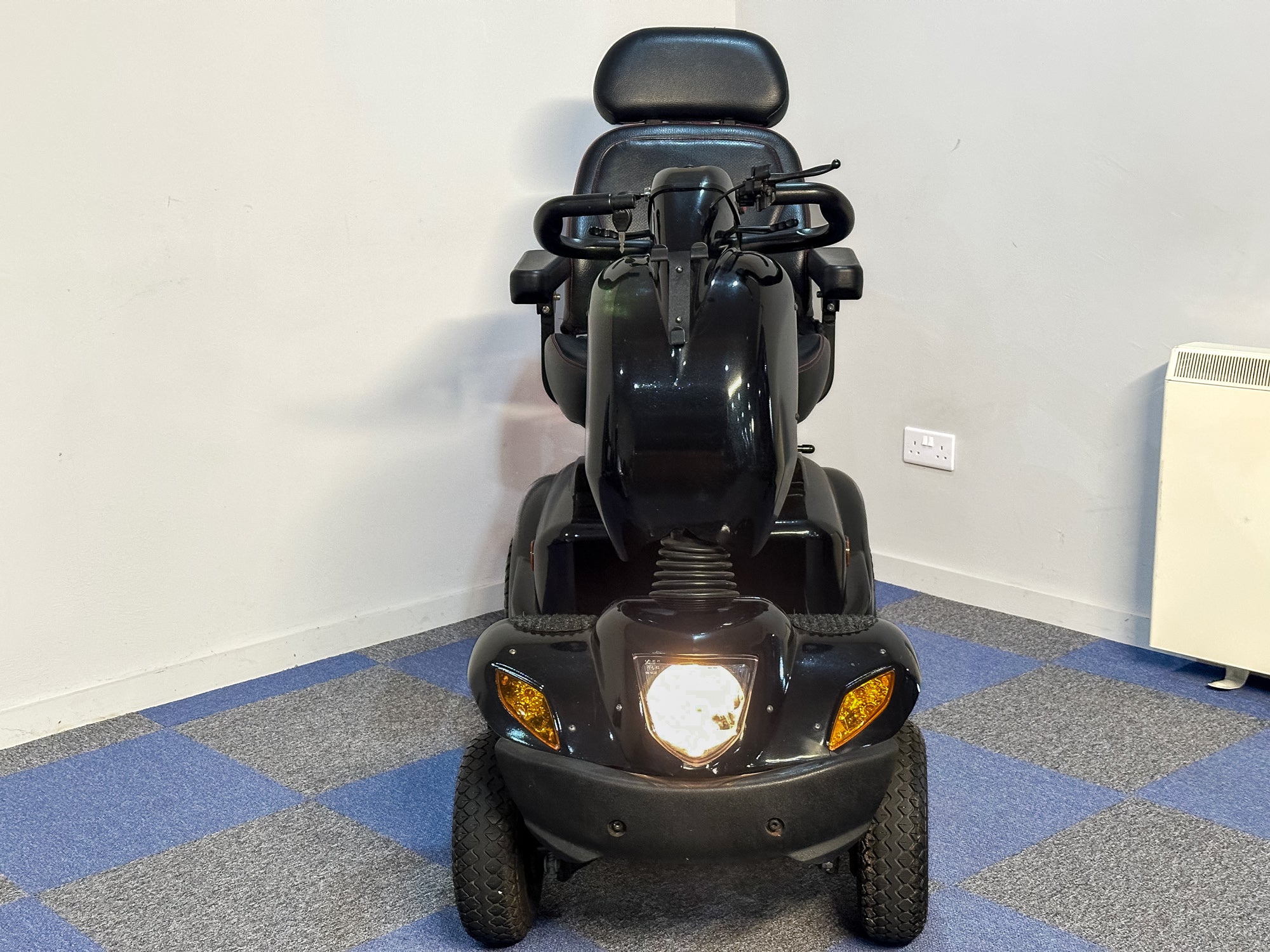 Freerider Landranger XL8 8mph Used Mobility Scooter All-Terrain Off-Road Road Legal Large 16075 Secondary image