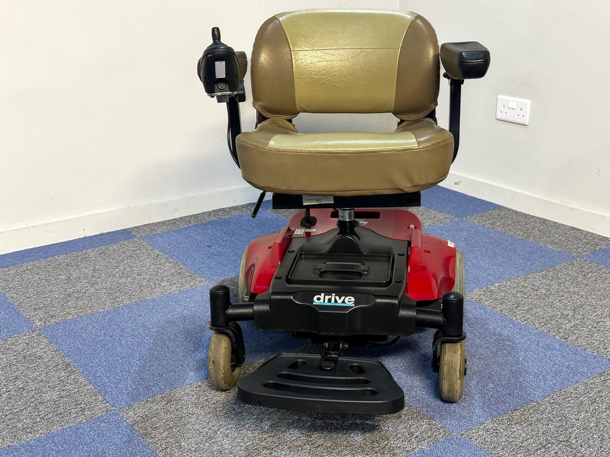 Drive Geo Powerchair Indoor Small Compact & Reliable Mobility