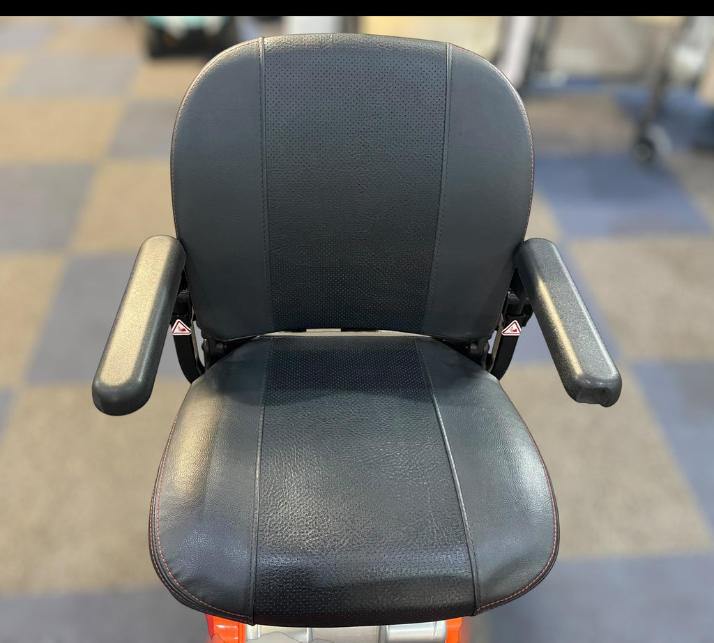 Used Kymco Mini LS Mobility Scooter Orange – Lightweight Boot Scooter 4mph
