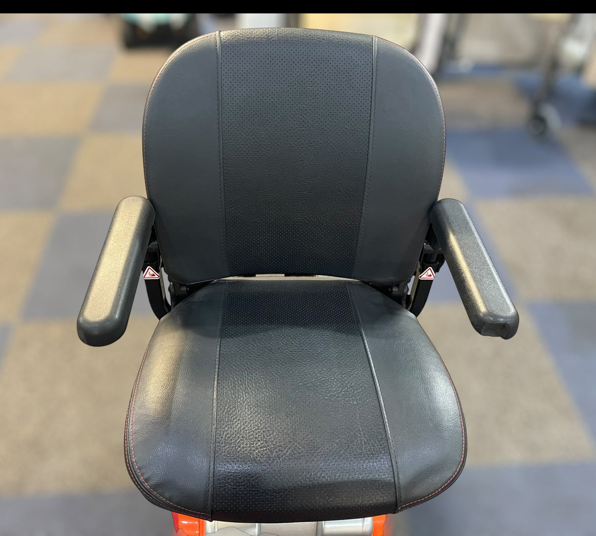 Used Kymco Mini LS Mobility Scooter Orange – Lightweight Boot Scooter 4mph