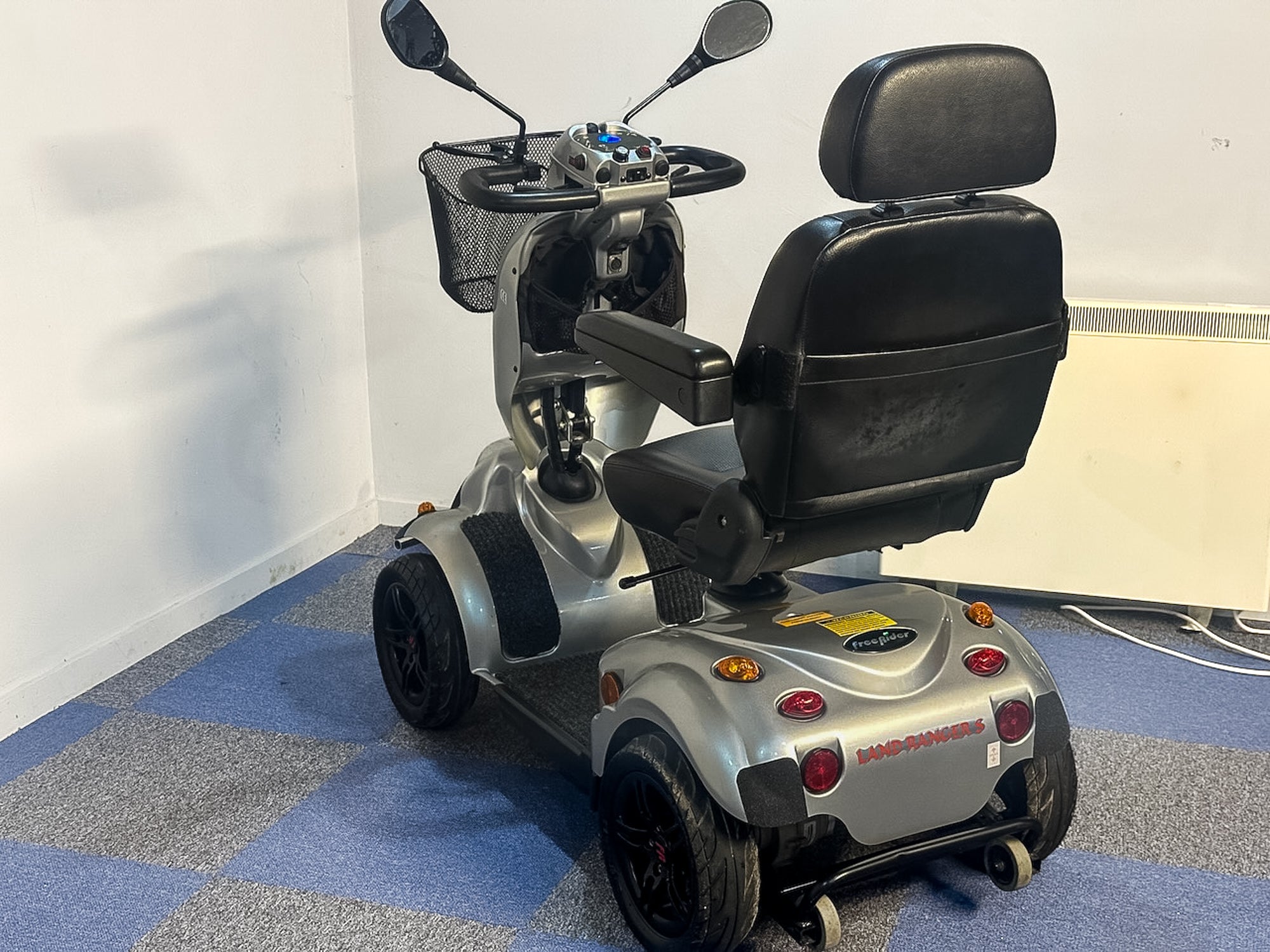 2018 Land Ranger S HD 35 Stone Bariatric Road Scooter 8mph Large All-Terrain Off-Road Mobility Silver