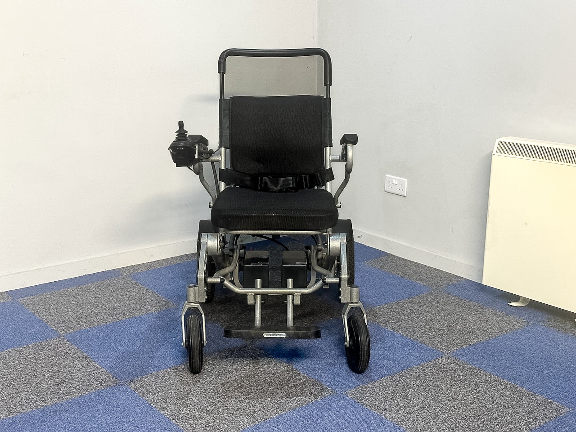 MobilityPlus Electric Powered Wheelchair Used Easy Folding Portable Lightweight Twin Battery