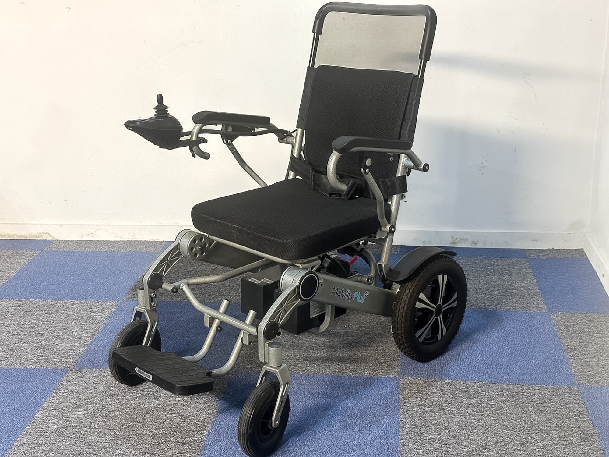 MobilityPlus Electric Powered Wheelchair Used Easy Folding Portable Lightweight Twin Battery