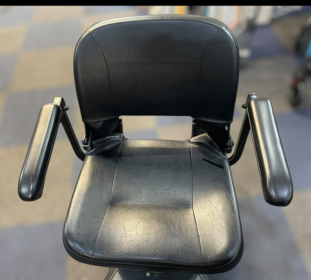 Pride Apex rapid 4MPH scooter