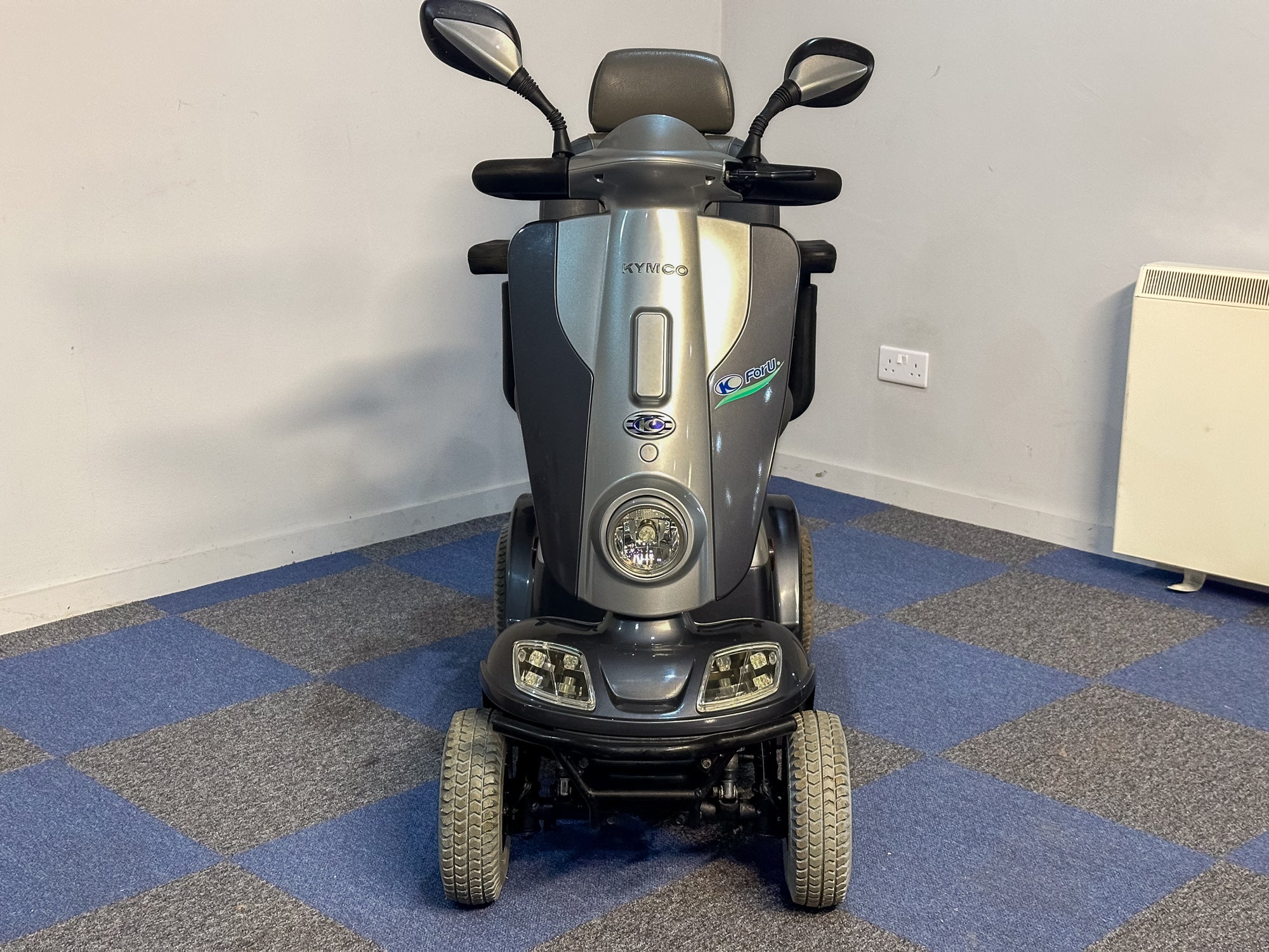 Kymco Midi XLS 8mph Road Pavement Mobility Scooter Silver Class 3