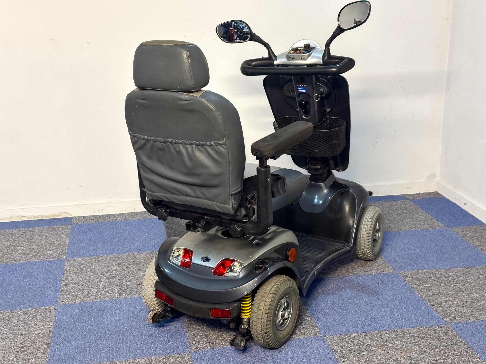 Kymco Midi XLS 8mph Road Pavement Mobility Scooter Silver Class 3