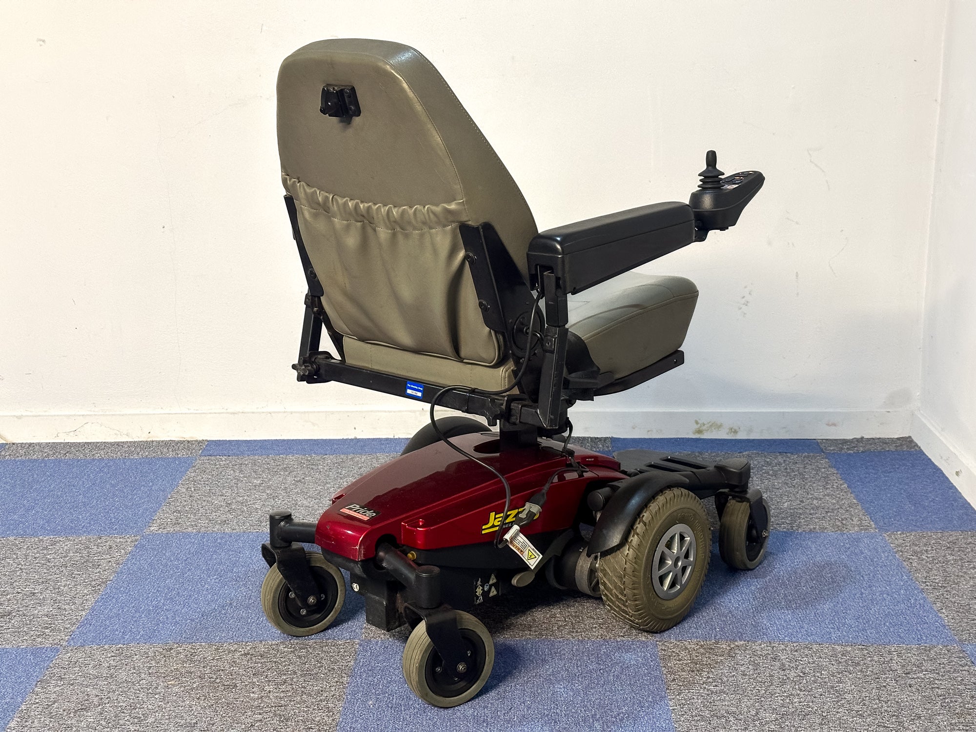 Pride Jazzy Select 6 Riser Used Electric Wheelchair Powerchair Indoor Outdoor Mid Wheel Drive Red