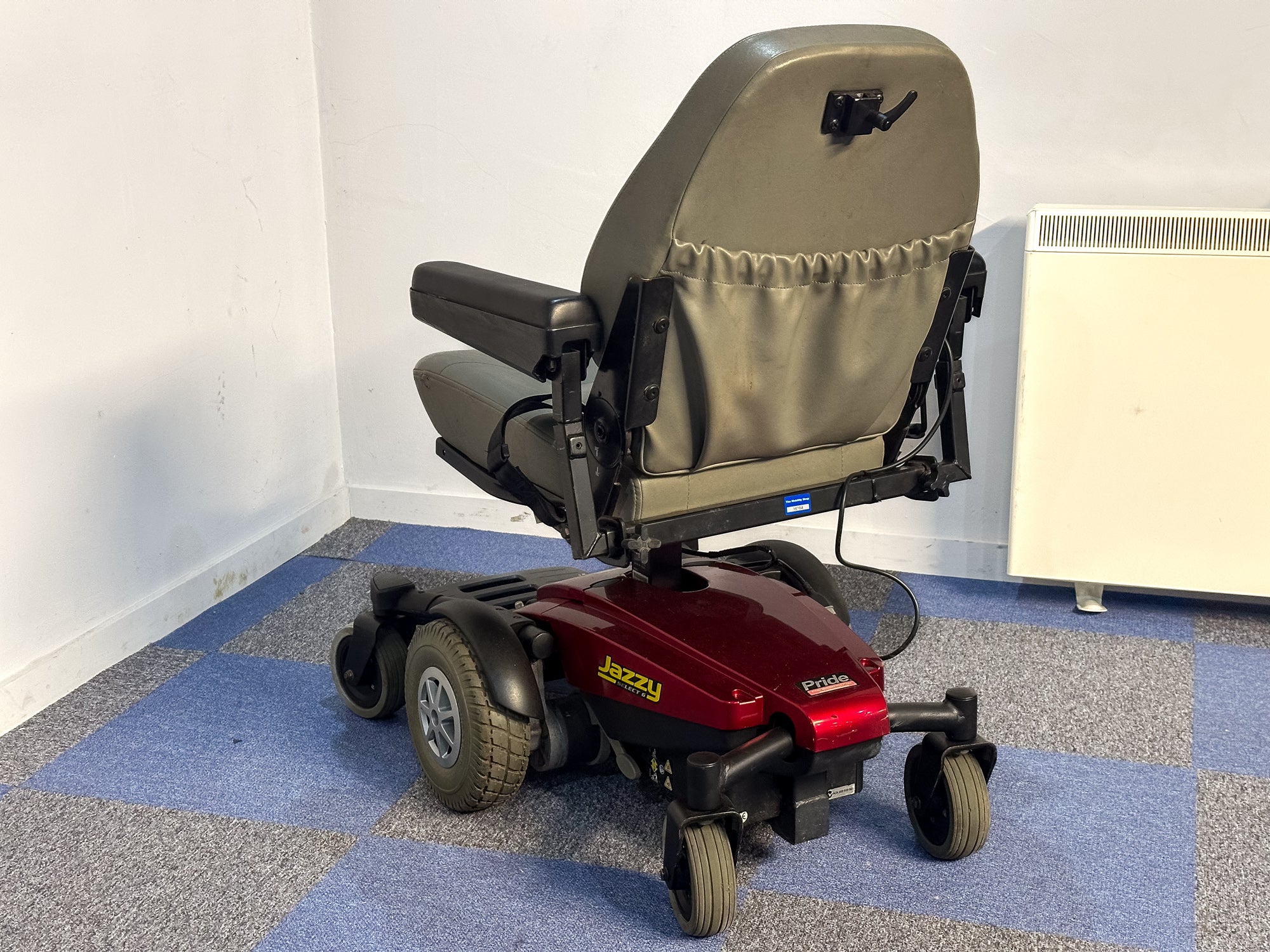 Pride Jazzy Select 6 Riser Used Electric Wheelchair Powerchair Indoor Outdoor Mid Wheel Drive Red