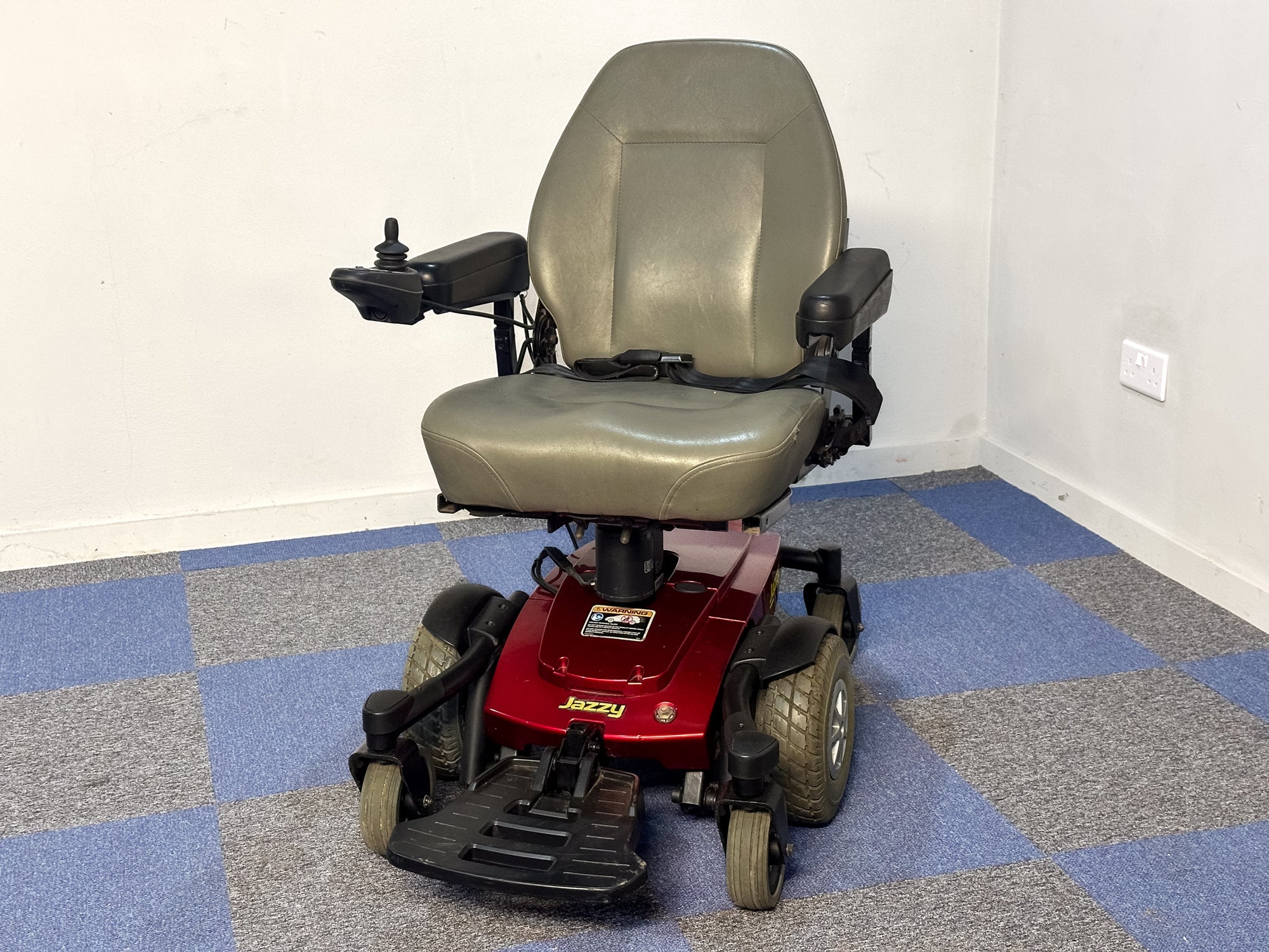 Pride Jazzy Select 6 Riser Used Electric Wheelchair Powerchair Indoor Outdoor Mid Wheel Drive Red