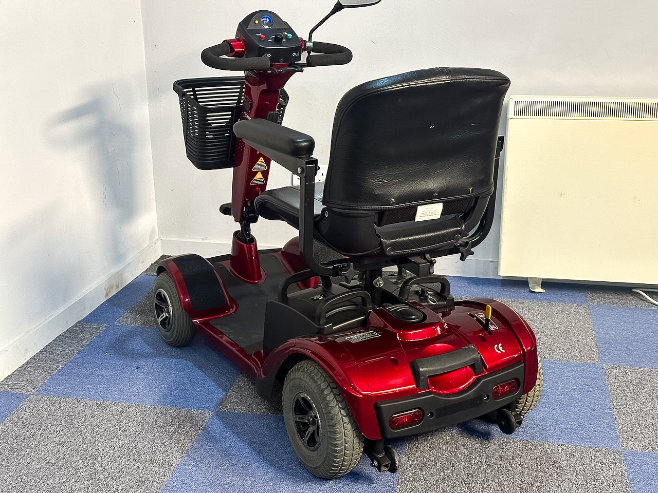 Roma Sorrento 4mph Transportable Mid Size Mobility Scooter In Red