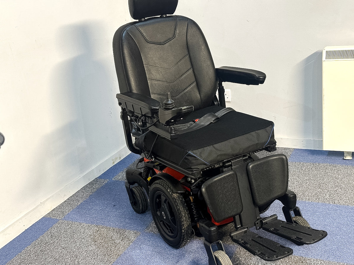 Pride Quantum Edge 3 Stretto Electric Wheelchair Powerchair Compact MWD Main image