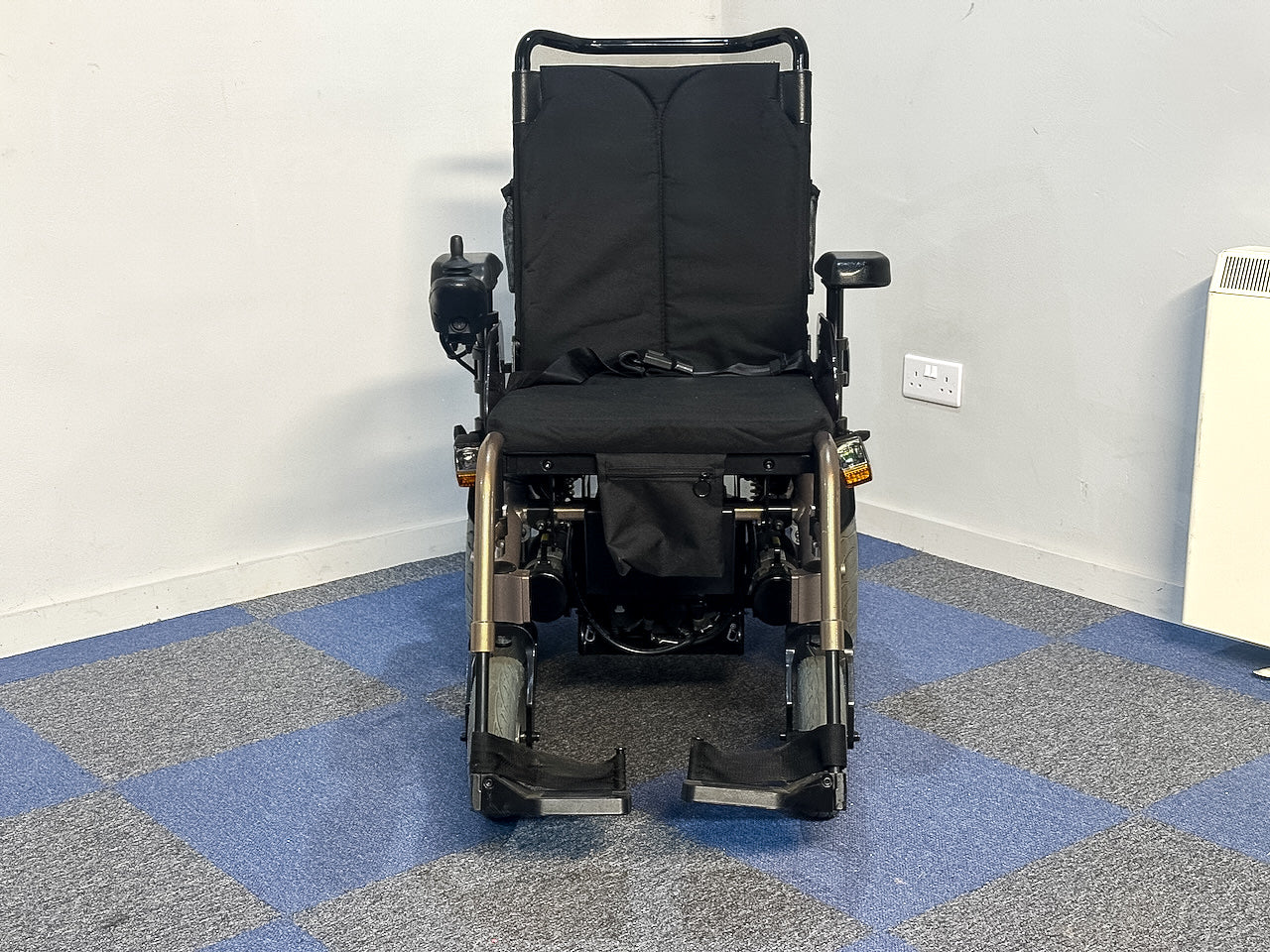 Kymco K-Activ 6mph RWD Electric Wheelchair Metallic Mink Powerchair All-Terrain Secondary image