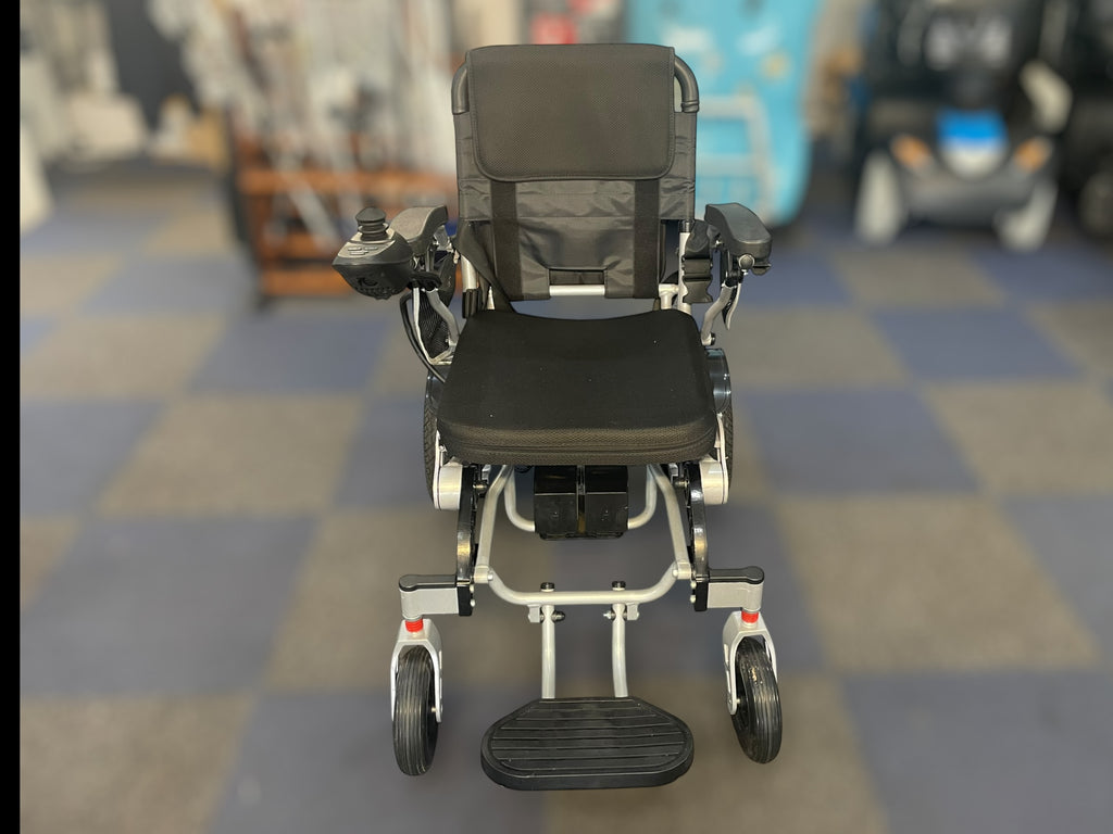 Silver power wheelchair W630