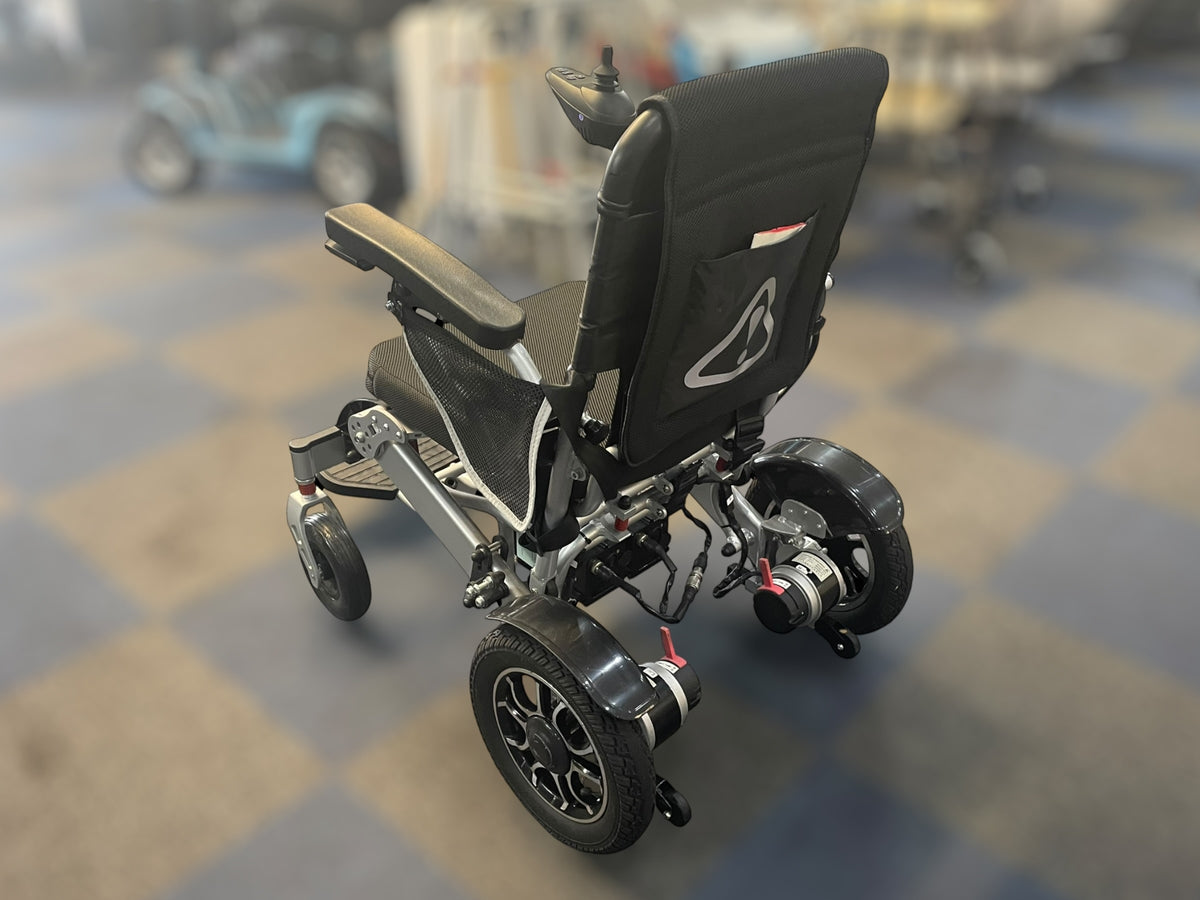 Silver power wheelchair W630