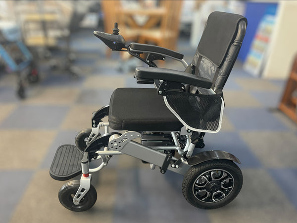 Silver power wheelchair W630