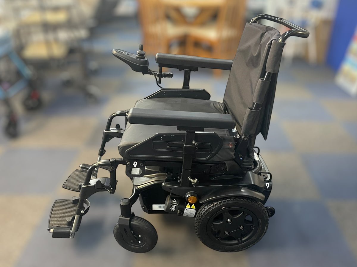 Quickie Q100R power chair