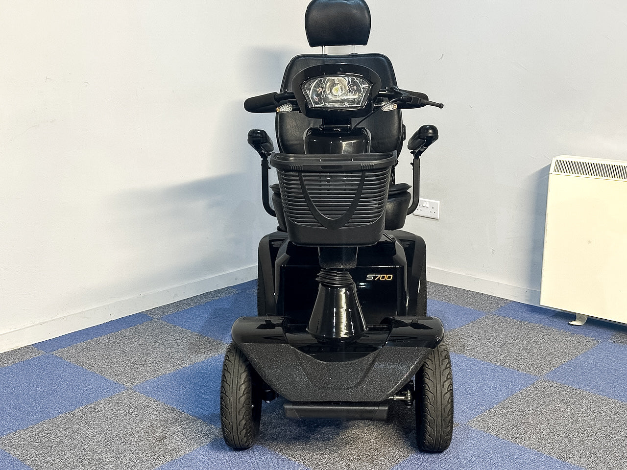 Sunrise Medical Sterling S700 Used 8mph Mobility Scooter Black All-Terrain Secondary image