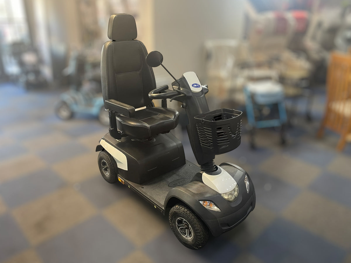 Invacare Comet Pro Mobility Scooter – 8mph Road Legal