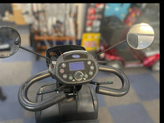 Invacare Comet Pro Mobility Scooter – 8mph Road Legal