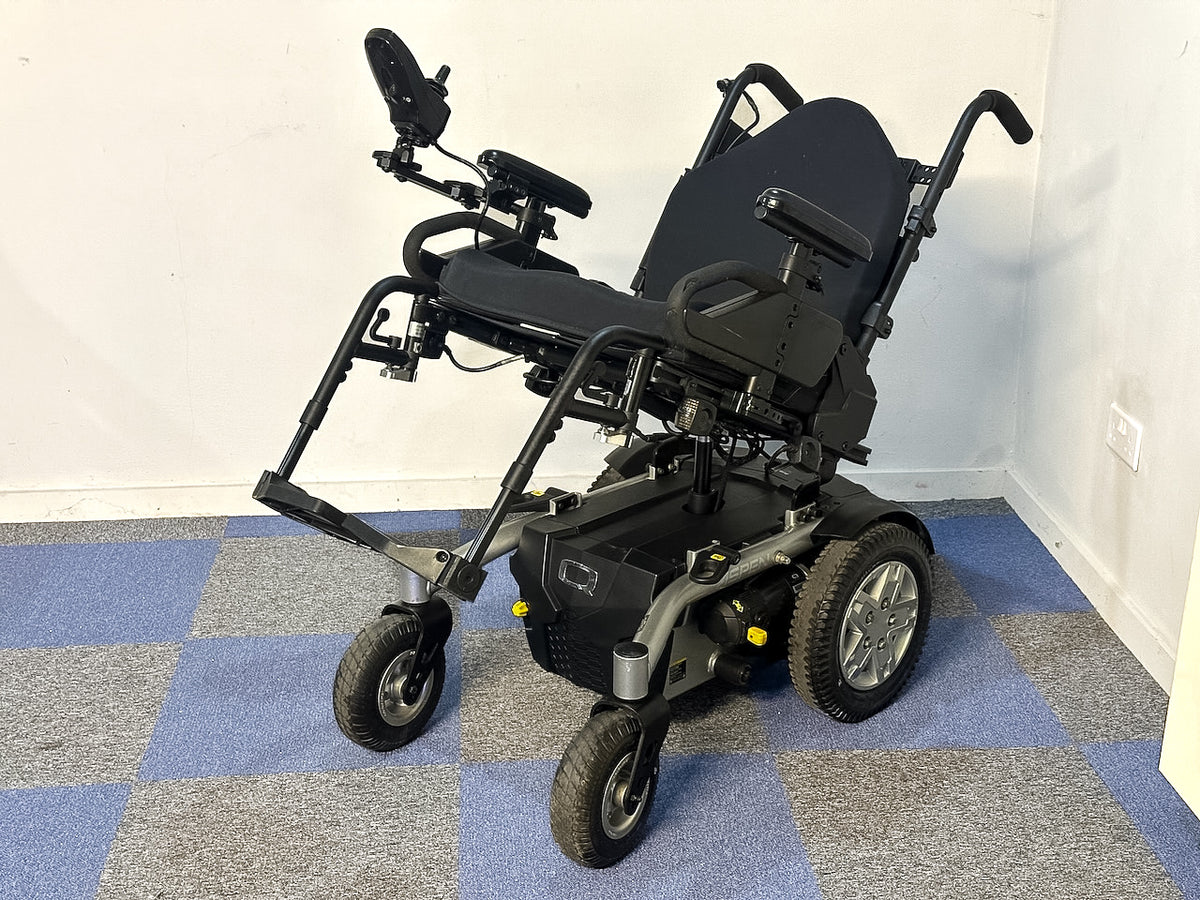 Quantum Aspen Used Powerchair Power Tilt RWD Silver Pride